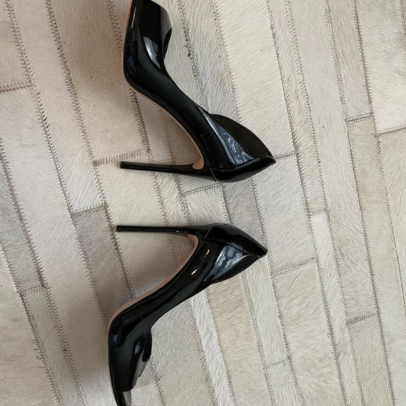 Marciano woman’s open toe heels - Picture 4 of 10